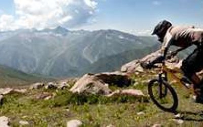 mountain-biking-in-kashmir